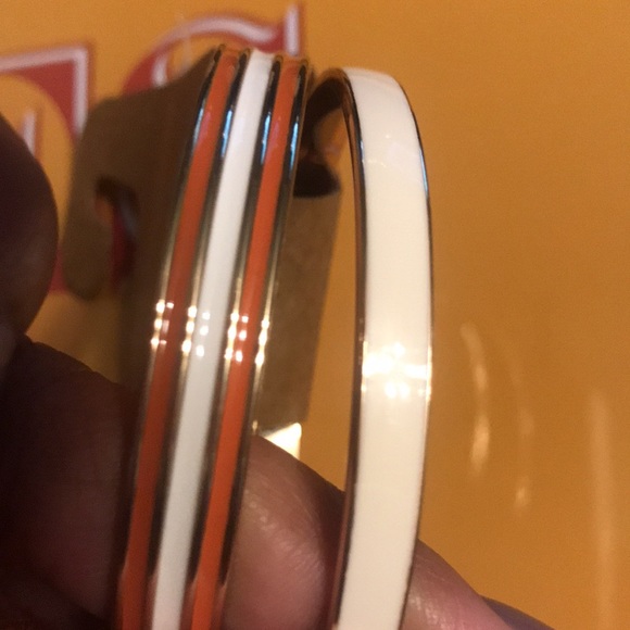 New 1st & Gorgeous By Carolee Burnt Orange & Ivory Gold Tone Bangle Bracelet Set - Picture 13 of 14